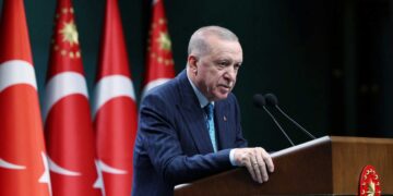 Erdogan: Ma do agahîyanê pozîtîfan bigîrê