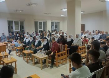 ‘Em bi serokê xwe bawer in’