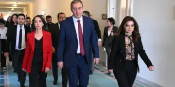 Kurdî gaman erzenê, dewleta tirke seyr kena