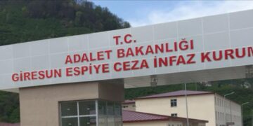 Ramazan Çakmak bi girseyî hat pêşwazîkirin