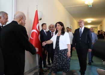 Pêvînayîşê Heyetê Îmraliyî Bahçelî reyde dest pêkerd