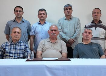 Ji bo bangê kê çi got?