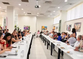 Şaredarîya Peyasî ra komxebeta ‘Gedeyî ameyoxê komelê azade yê’