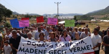 Di Mihrîcana Mûnzûrê de li dijî madenê meşek hate lidarxistin