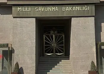 4 leşkerên din jî mirin