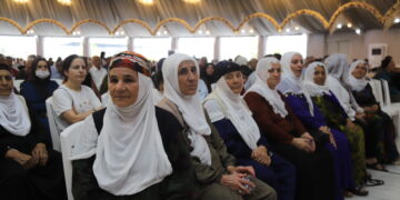 Keskîn Bayindir: Em bi têkoşîna peqrewanan hatin vir