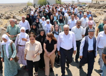 Bi girseyî çûn şîna Sune û Çakarsin ên PKKyî