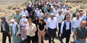 Bi girseyî çûn şîna Sune û Çakarsin ên PKKyî