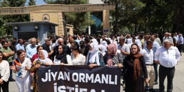 Newroz Uysal: Jiyan Ormanli pîvanên partiyê nas nekiriye