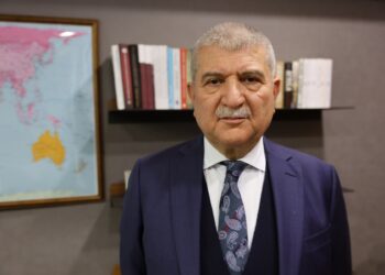 ‘Wa bi lezûbez komîsyon bêro awankerdiş’