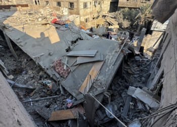 Hêrişê Îsraîlî dewam kenê: Gedeyî zî tede 14 Filîstînijan cuya xo vîndî kerde