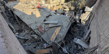 Hêrişê Îsraîlî dewam kenê: Gedeyî zî tede 14 Filîstînijan cuya xo vîndî kerde