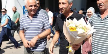 Denîz Guzel bi girseyî hat peşwazîkirin