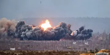 Rûsyayê bi 270 dron û 10 mûşekan êrişî Ukraynayê kir