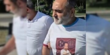 Kesê li pêşiya Meclisê ‘Toros’ şewitand hat girtin