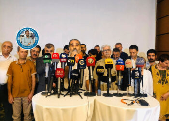 Hozan Diyar: Divê hunermendên Kurd ji bo Kongreya Neteweyî bixebitin