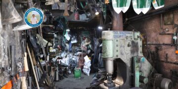 Berê li vê kolanê dengê çakuçan bilind dibû