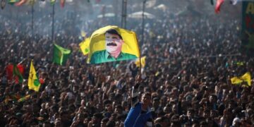 Amedekariyên mitînga ‘pêvajoyê’ ya Wanê berdewam dikin