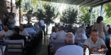 Wêjekarên kurd ji bo yekîtiyê li hev civiyan