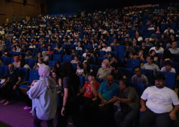 Hunermend Aram Tîgran bi girseyî bi bîr anîn