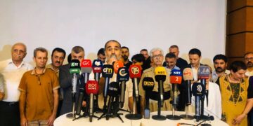 Hozan Diyar: Divê hunermendên Kurd ji bo Kongreya Neteweyî bixebitin