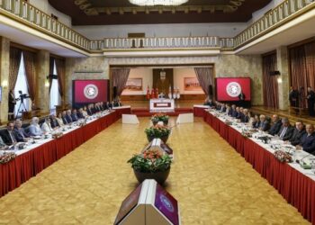 TÎHV, pêşniyarên çareseriyê dan komisyonê