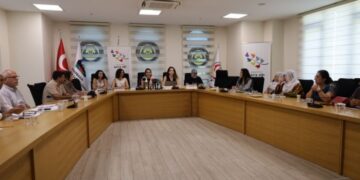 Koma Aştîye ya Rexneyî ra komxebate