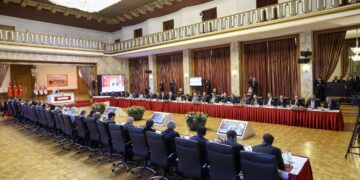 Kombîyayîşê 4. yê Komîsyonê Meclîsî dest kerd ci