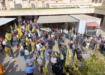 Bi deh hezaran kes li Qamişloyê li benda cenazeyê Sofî ye