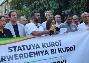 Vera mohrkerdişê Komela Avesta reaksîyon: Ma do vernîya asîmîlasyonî bigîrê