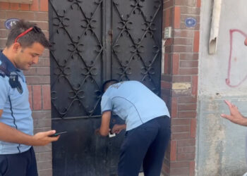 ‘Devê Kurdan mohr kir’