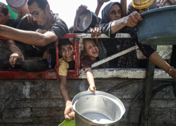 Xeza de 11 kesan vêşanîye ver cuya xo vîndî kerd