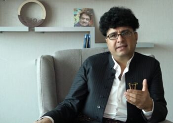 Stêrk TV hêrişê vera pêşkêşkarê xo şermezar kerd