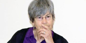 Helen Longîno: Vengdayîşê Abdullah Ocalanî mi ser o tesîr kerd