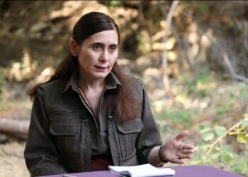 Hêlîn Umît: Ganî ewil, berê Rayber Apoyî bêrê akerdene ke bieşko sîyaset bikero