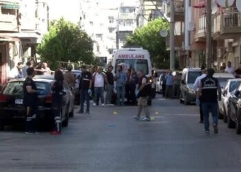 Îzmîr de hêrişê qereqolê polîsan ame kerdene