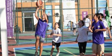 Bi hezaran zarok bi bernameyên sporê gihiştin hev