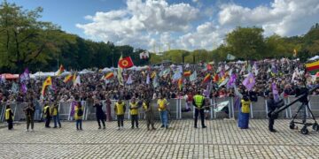 Kurdan di Dortmûndê soza têkoşîna ji bo azadiyê dan
