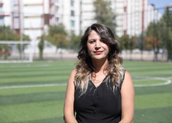 Hayal Dundar: Em bi sporê civakê tînin ba hev