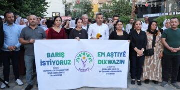 Li Cizîrê ji bo aştiyê standa îmzeyan hat vekirin