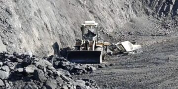 Qileban de kepçeyê kanê komirî ame veşnayene