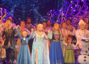 Arya bi dengê xwe guhdar û temaşevanên xwe mest kir