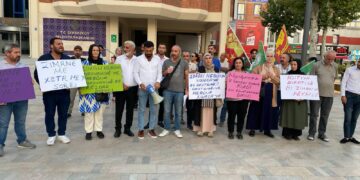 Karkerê bi Kurdî axivî ji kar hat avêtin