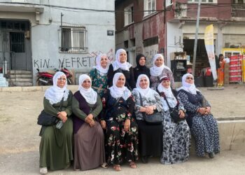 komeleya Avesta-Îzmîr