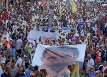 ‘Ma do Sûr de dormeyê Rayberê xo de bêrê têhet’