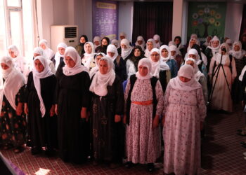 Dayikên Aştiyê beriya konferansê kom bûn