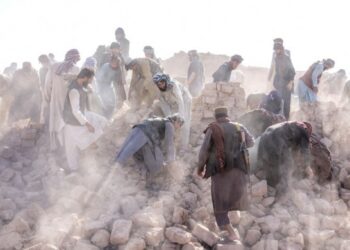 Efxanîstan de erdlerz: Zafêrê 622 kesan cuya xo vîndî kerde