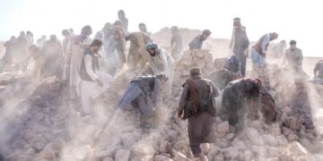 Efxanîstan de erdlerz: Zafêrê 622 kesan cuya xo vîndî kerde