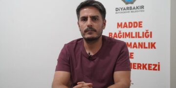 ‘Semedê kesanê ke pabesteyê madeyî yê, paştdayîş şert o’