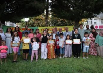 ‘Ma wayîrê ziwanê xo bivejê’